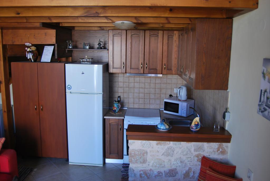 Mika'S House Villa Chalki Town Room photo