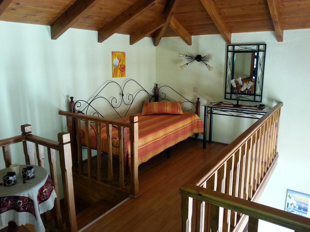 Mika'S House Villa Chalki Town Room photo